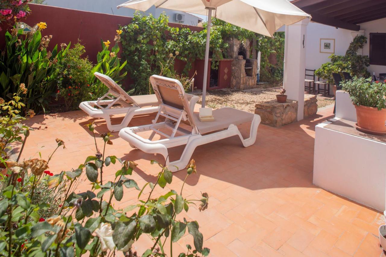 Can Moya Sant Ferran de Ses Roques Exterior photo